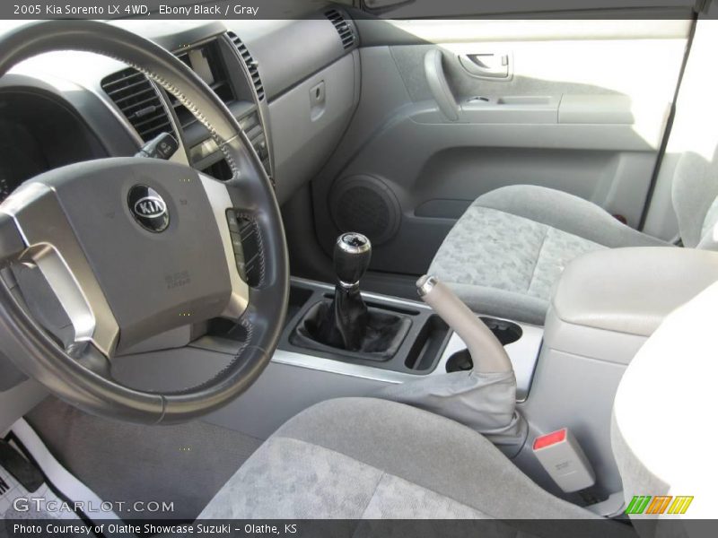 Ebony Black / Gray 2005 Kia Sorento LX 4WD