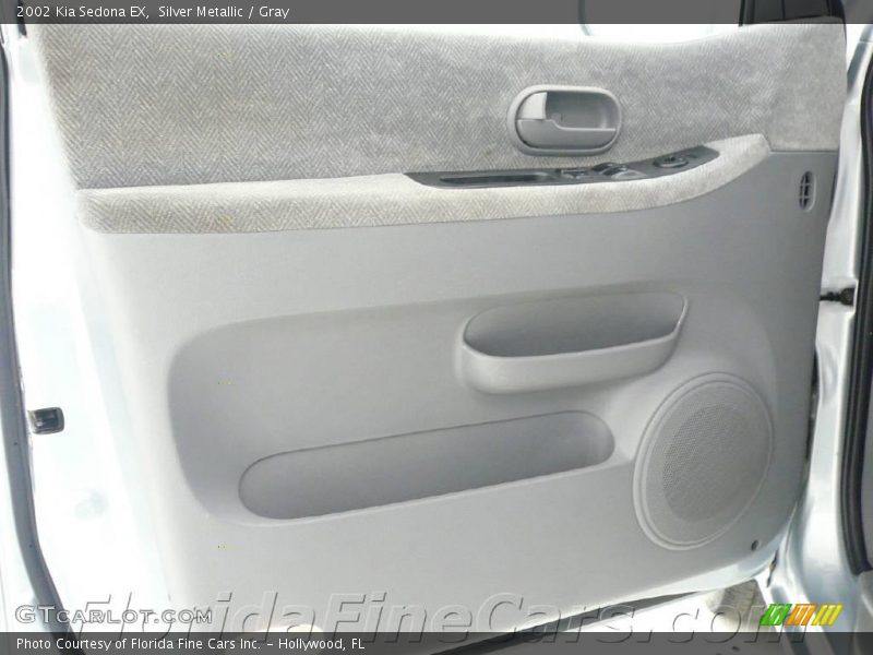 Silver Metallic / Gray 2002 Kia Sedona EX