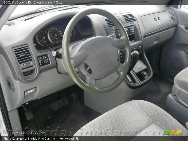 Silver Metallic / Gray 2002 Kia Sedona EX