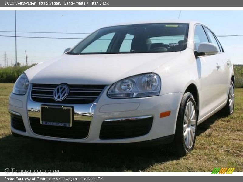 Candy White / Titan Black 2010 Volkswagen Jetta S Sedan