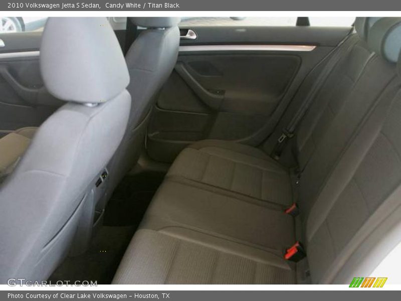 Candy White / Titan Black 2010 Volkswagen Jetta S Sedan