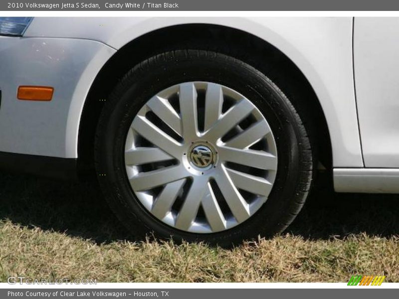 Candy White / Titan Black 2010 Volkswagen Jetta S Sedan