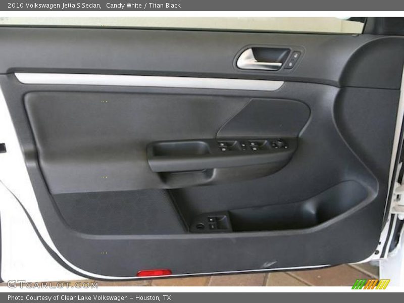 Candy White / Titan Black 2010 Volkswagen Jetta S Sedan