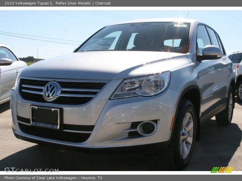 Reflex Silver Metallic / Charcoal 2010 Volkswagen Tiguan S