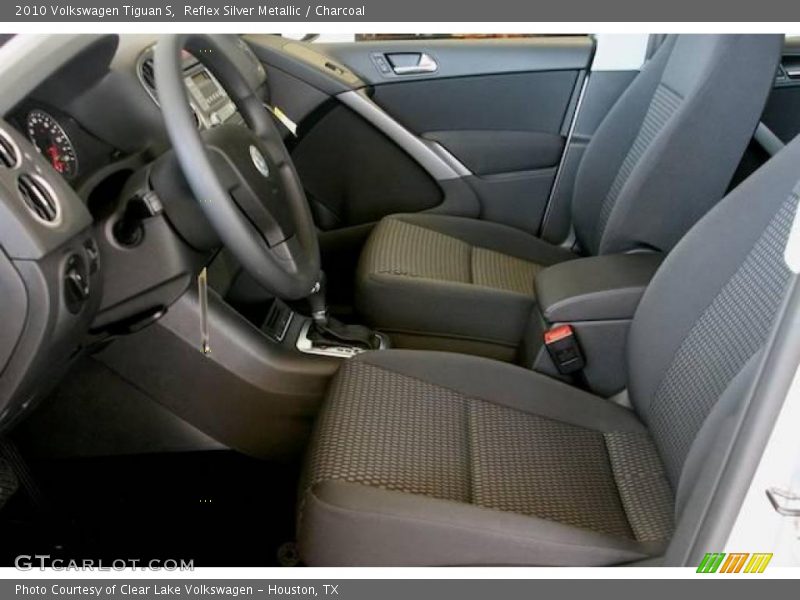 Reflex Silver Metallic / Charcoal 2010 Volkswagen Tiguan S