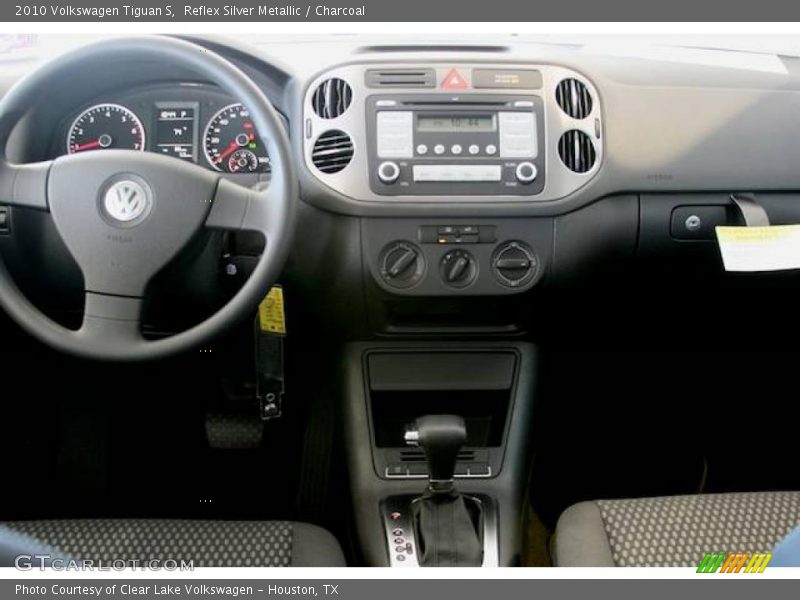 Reflex Silver Metallic / Charcoal 2010 Volkswagen Tiguan S