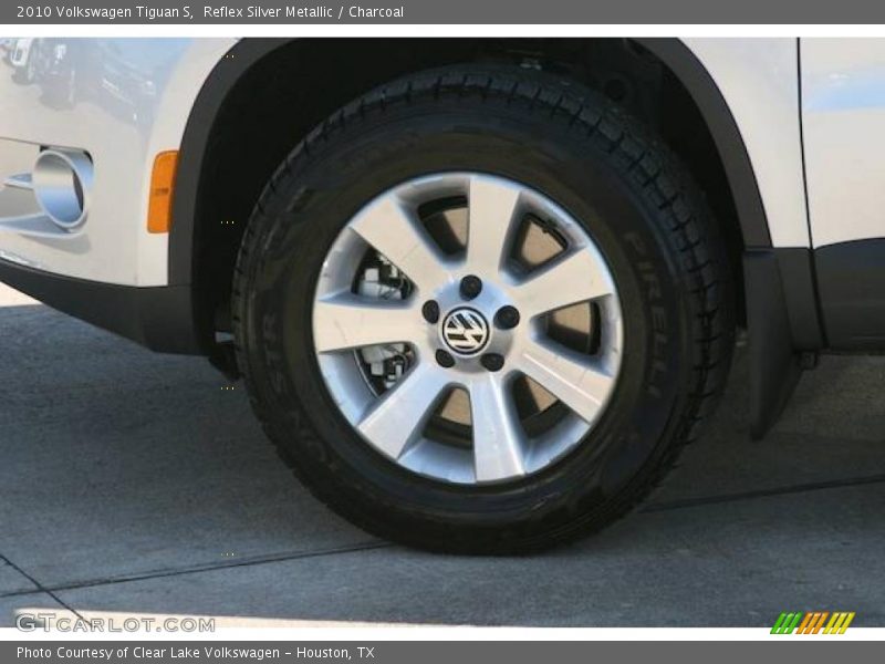 Reflex Silver Metallic / Charcoal 2010 Volkswagen Tiguan S