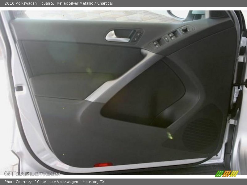 Reflex Silver Metallic / Charcoal 2010 Volkswagen Tiguan S