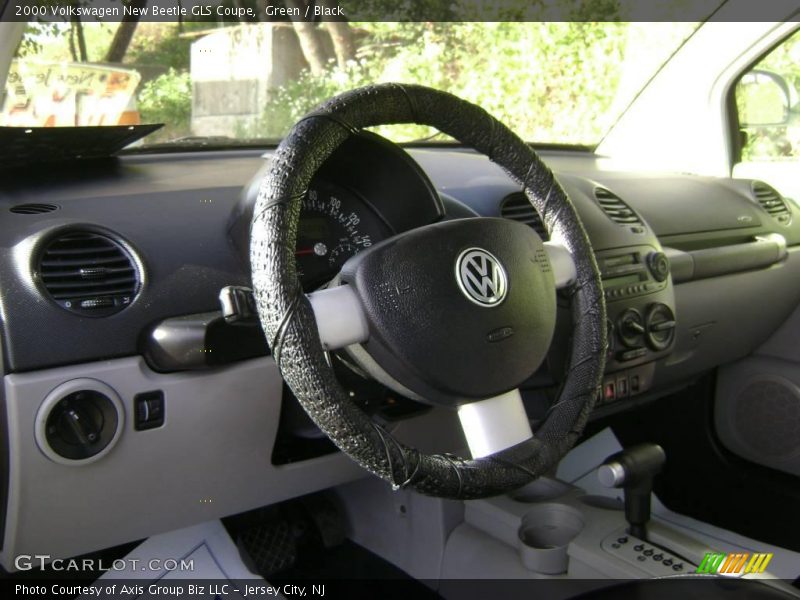 Green / Black 2000 Volkswagen New Beetle GLS Coupe