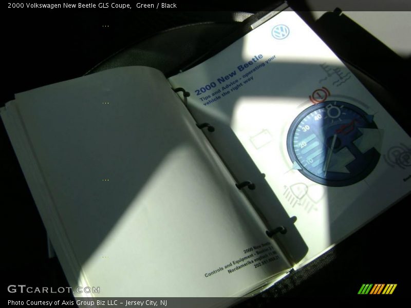 Green / Black 2000 Volkswagen New Beetle GLS Coupe