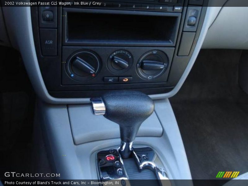 Ink Blue / Grey 2002 Volkswagen Passat GLS Wagon