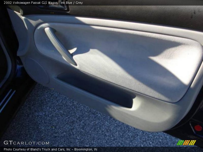 Ink Blue / Grey 2002 Volkswagen Passat GLS Wagon