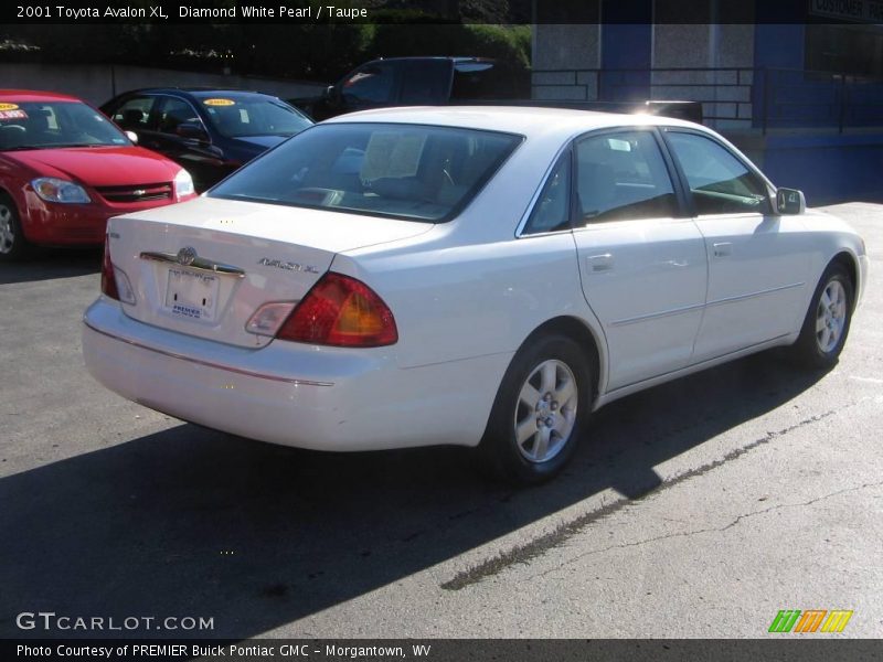 Diamond White Pearl / Taupe 2001 Toyota Avalon XL