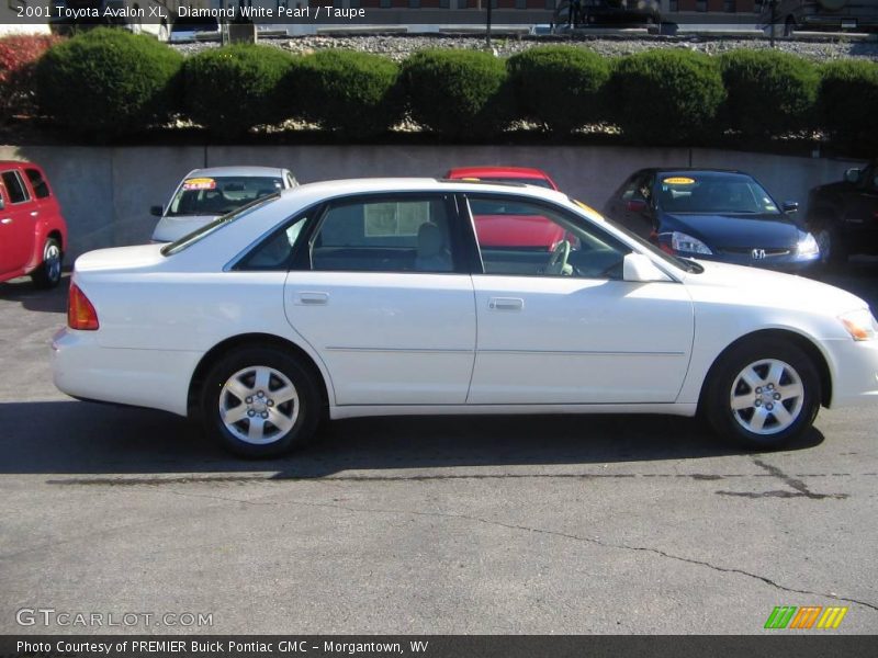 Diamond White Pearl / Taupe 2001 Toyota Avalon XL