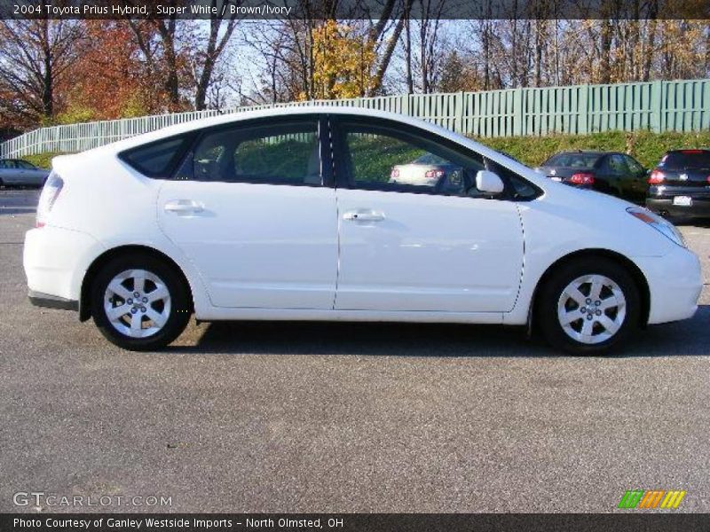 Super White / Brown/Ivory 2004 Toyota Prius Hybrid
