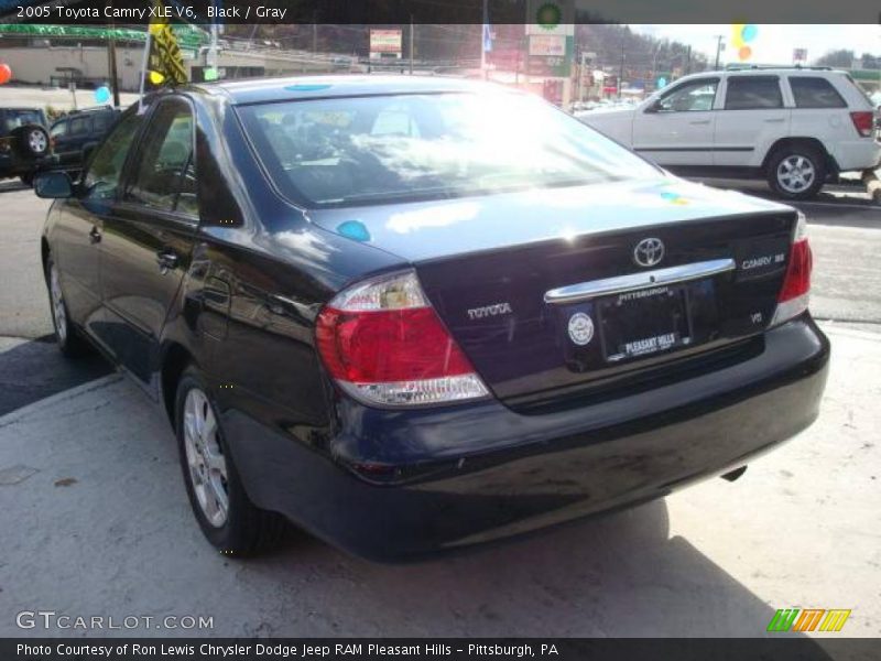 Black / Gray 2005 Toyota Camry XLE V6