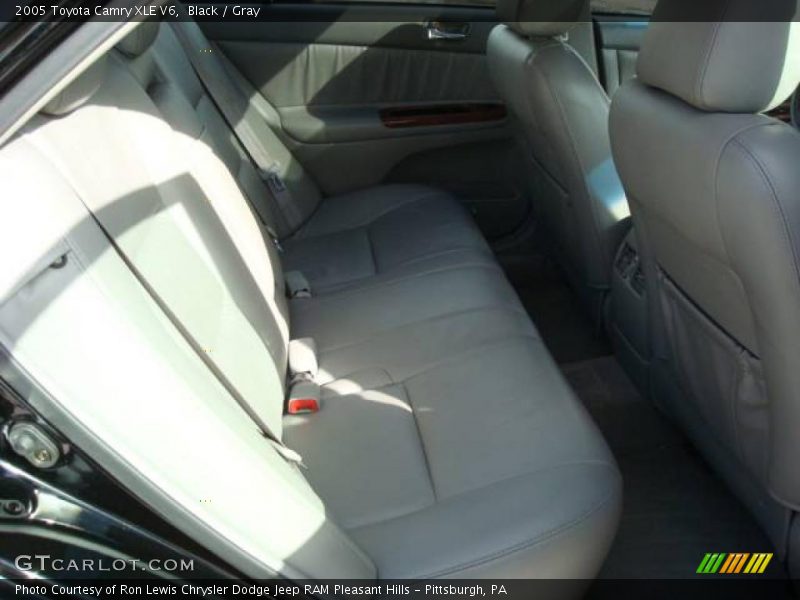 Black / Gray 2005 Toyota Camry XLE V6