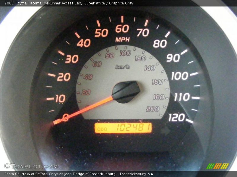 Super White / Graphite Gray 2005 Toyota Tacoma PreRunner Access Cab