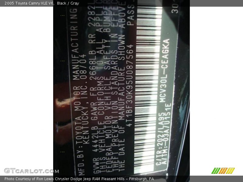 Black / Gray 2005 Toyota Camry XLE V6