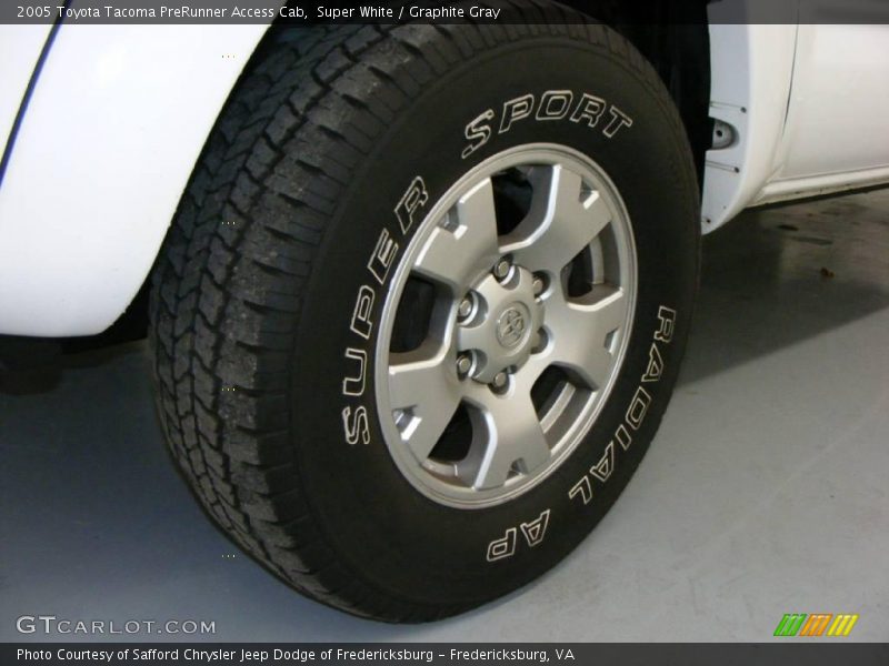 Super White / Graphite Gray 2005 Toyota Tacoma PreRunner Access Cab
