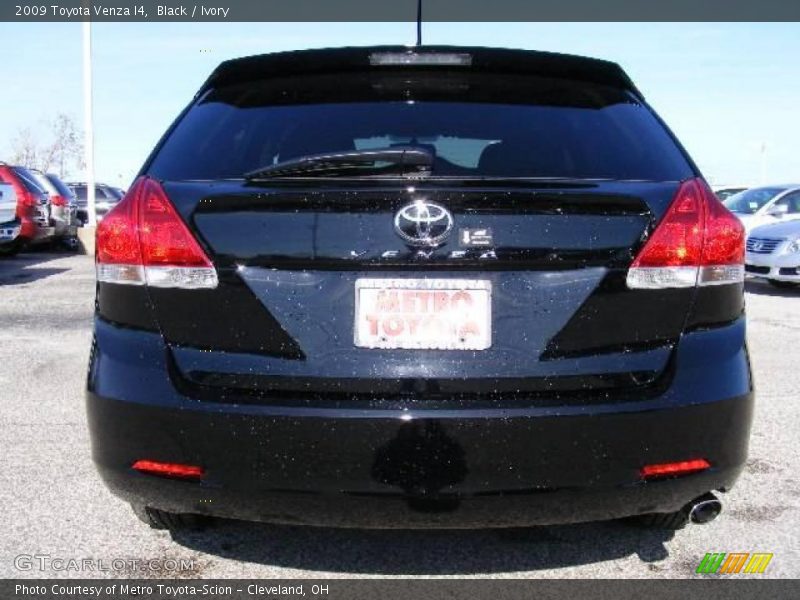 Black / Ivory 2009 Toyota Venza I4