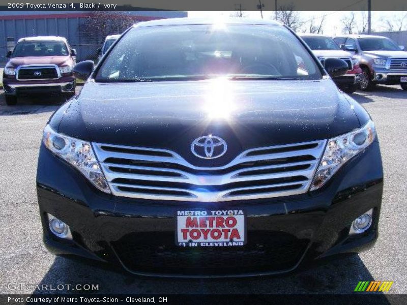 Black / Ivory 2009 Toyota Venza I4