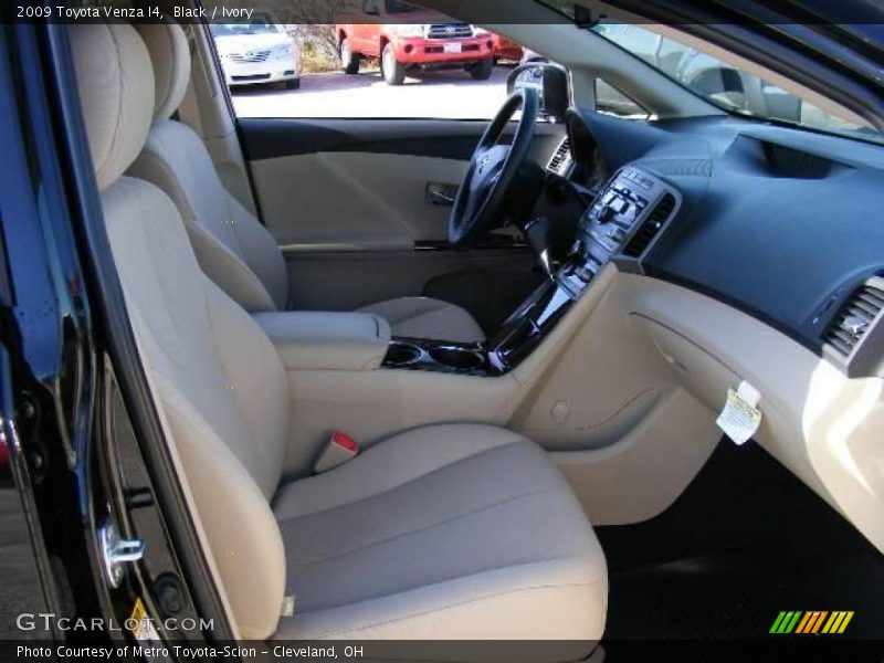 Black / Ivory 2009 Toyota Venza I4