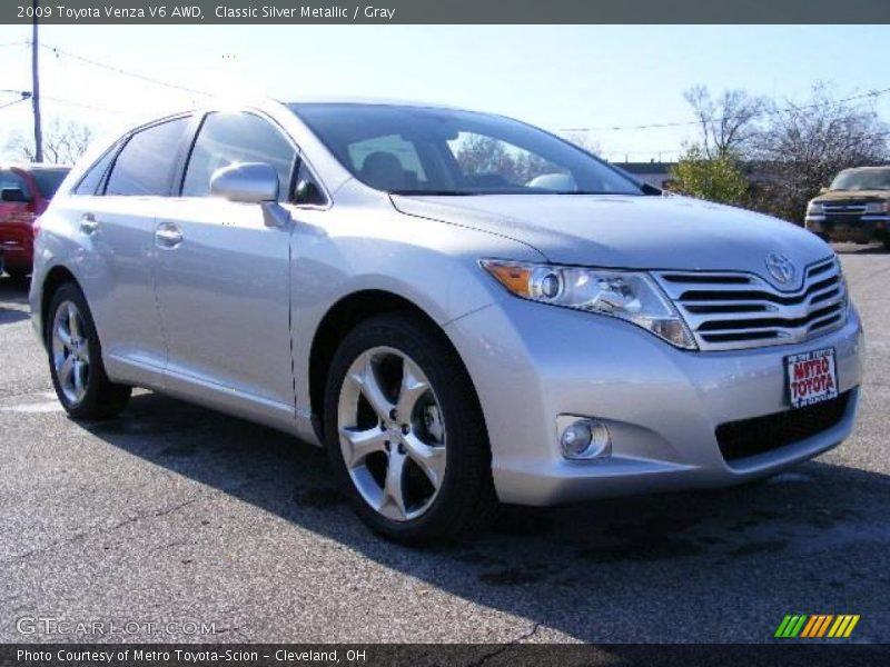 Classic Silver Metallic / Gray 2009 Toyota Venza V6 AWD