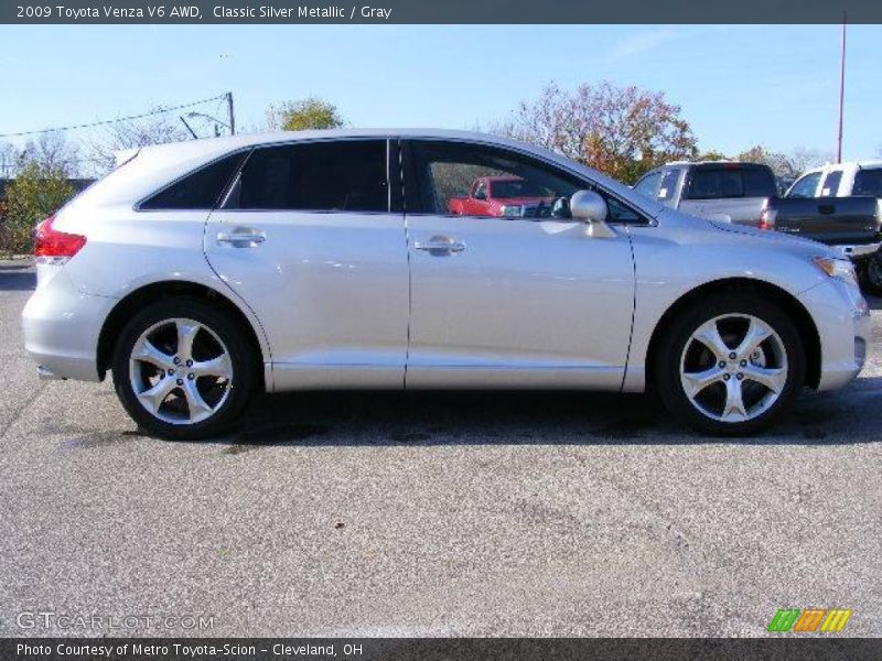Classic Silver Metallic / Gray 2009 Toyota Venza V6 AWD