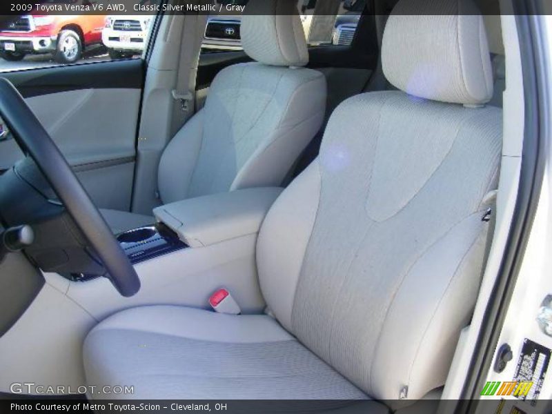 Classic Silver Metallic / Gray 2009 Toyota Venza V6 AWD