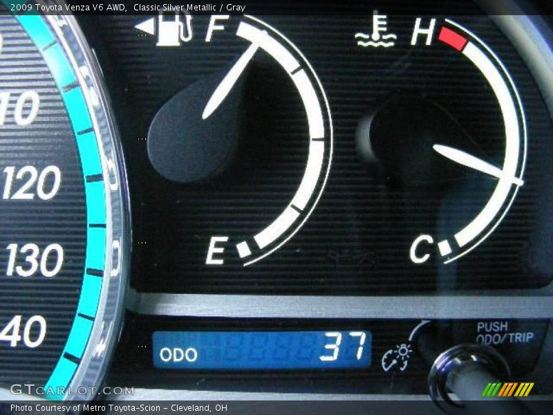 Classic Silver Metallic / Gray 2009 Toyota Venza V6 AWD