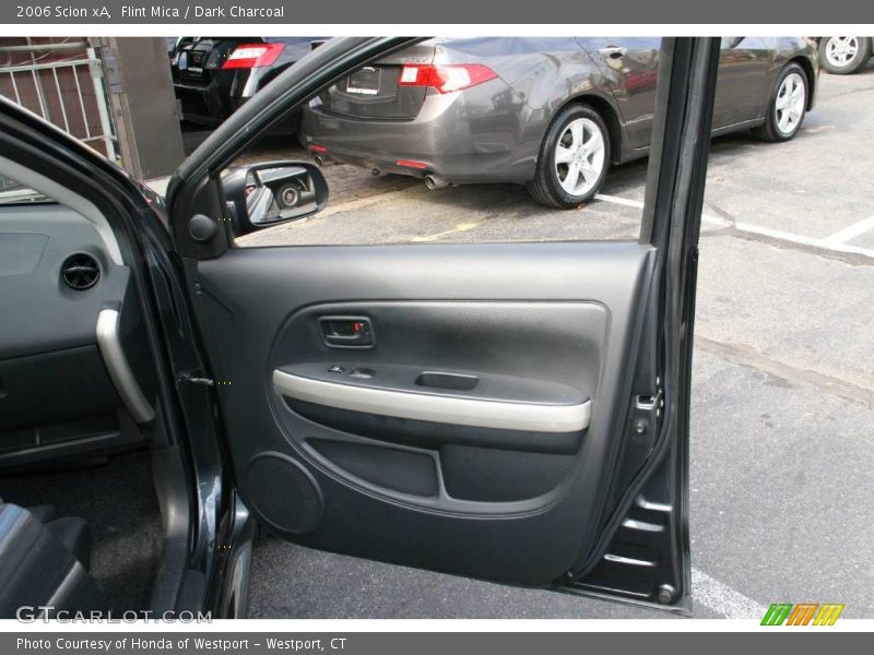 Flint Mica / Dark Charcoal 2006 Scion xA