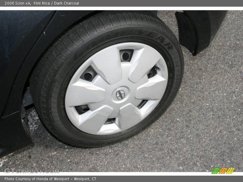 Flint Mica / Dark Charcoal 2006 Scion xA