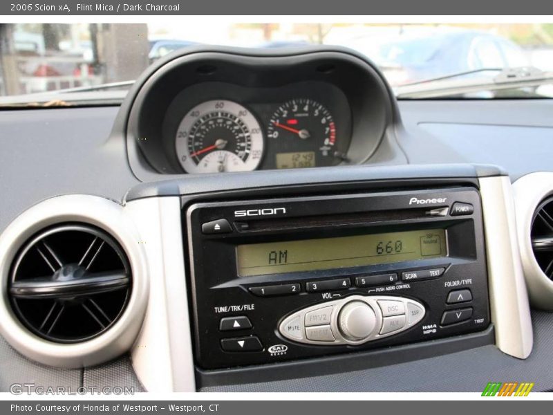 Flint Mica / Dark Charcoal 2006 Scion xA