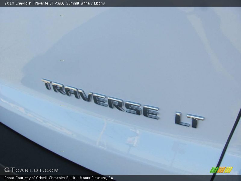 Summit White / Ebony 2010 Chevrolet Traverse LT AWD