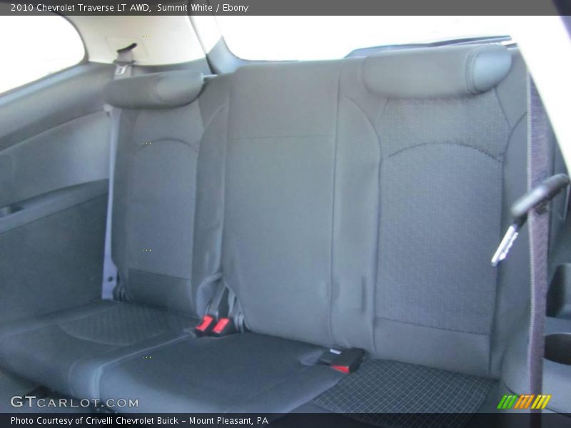 Summit White / Ebony 2010 Chevrolet Traverse LT AWD