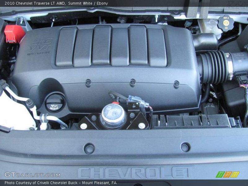 Summit White / Ebony 2010 Chevrolet Traverse LT AWD