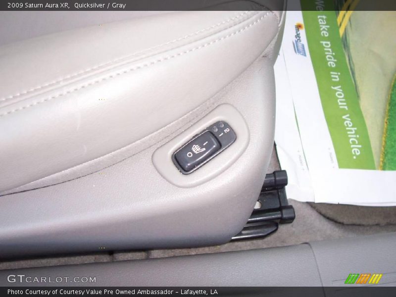 Quicksilver / Gray 2009 Saturn Aura XR