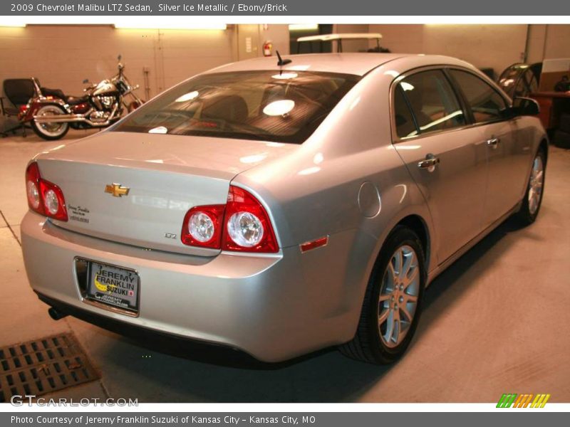 Silver Ice Metallic / Ebony/Brick 2009 Chevrolet Malibu LTZ Sedan