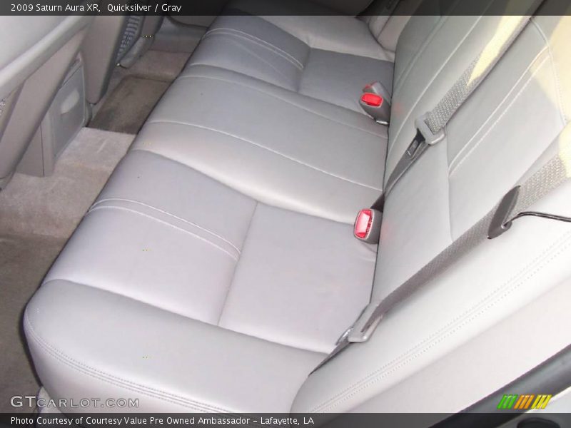 Quicksilver / Gray 2009 Saturn Aura XR