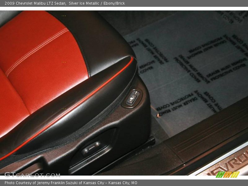 Silver Ice Metallic / Ebony/Brick 2009 Chevrolet Malibu LTZ Sedan