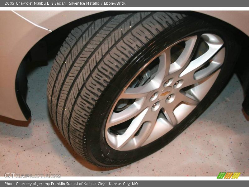 Silver Ice Metallic / Ebony/Brick 2009 Chevrolet Malibu LTZ Sedan