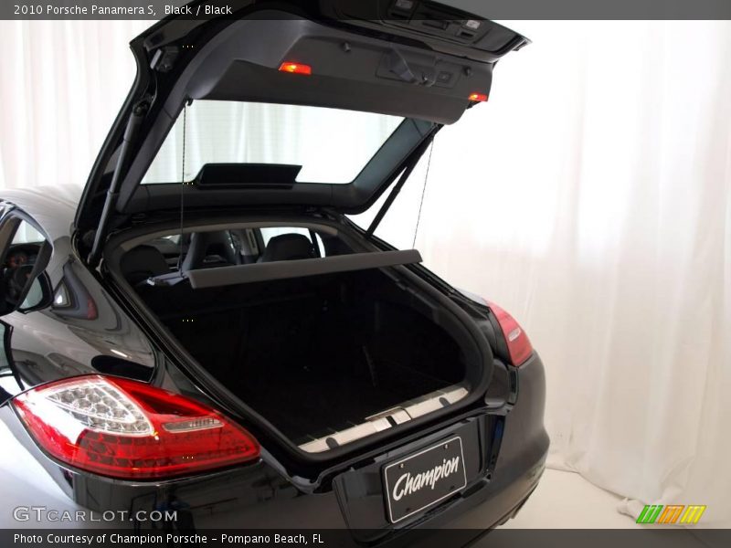 Black / Black 2010 Porsche Panamera S