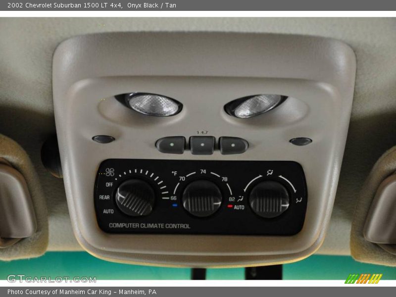 Onyx Black / Tan 2002 Chevrolet Suburban 1500 LT 4x4