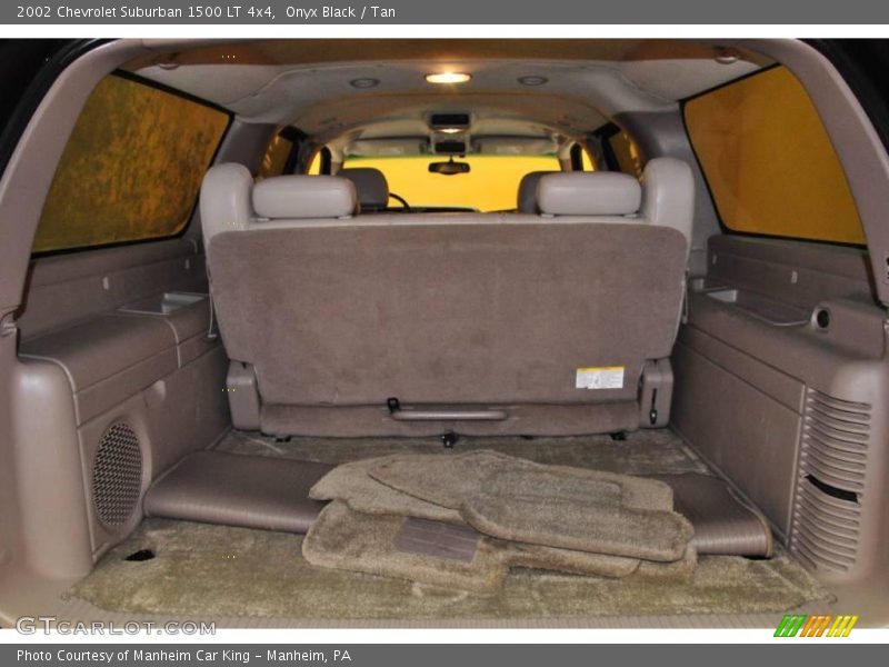 Onyx Black / Tan 2002 Chevrolet Suburban 1500 LT 4x4