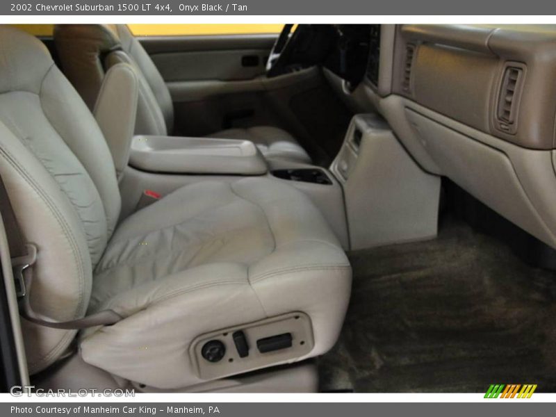 Onyx Black / Tan 2002 Chevrolet Suburban 1500 LT 4x4