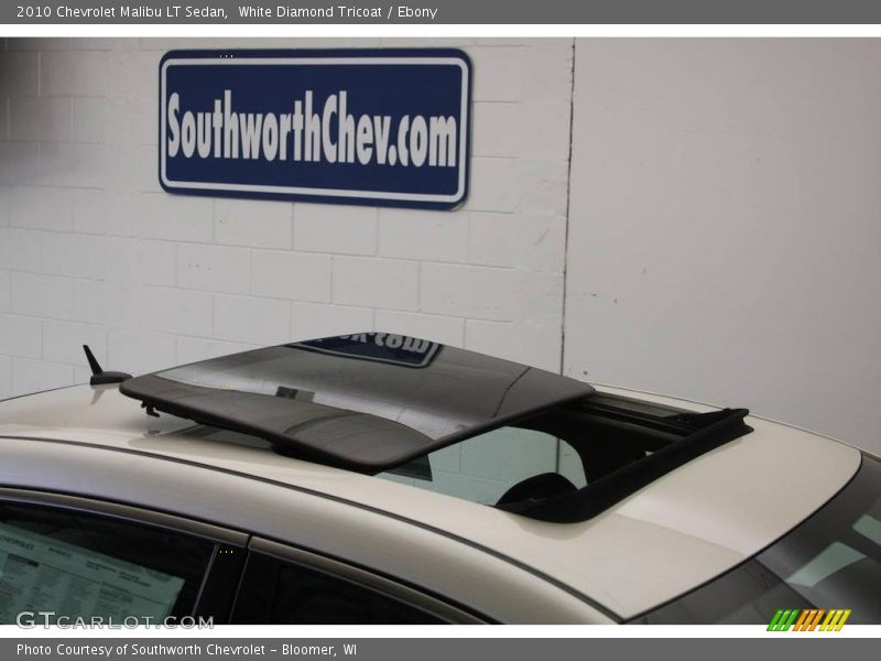 White Diamond Tricoat / Ebony 2010 Chevrolet Malibu LT Sedan