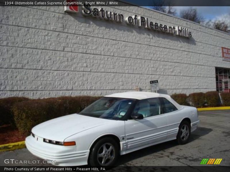 Bright White / White 1994 Oldsmobile Cutlass Supreme Convertible