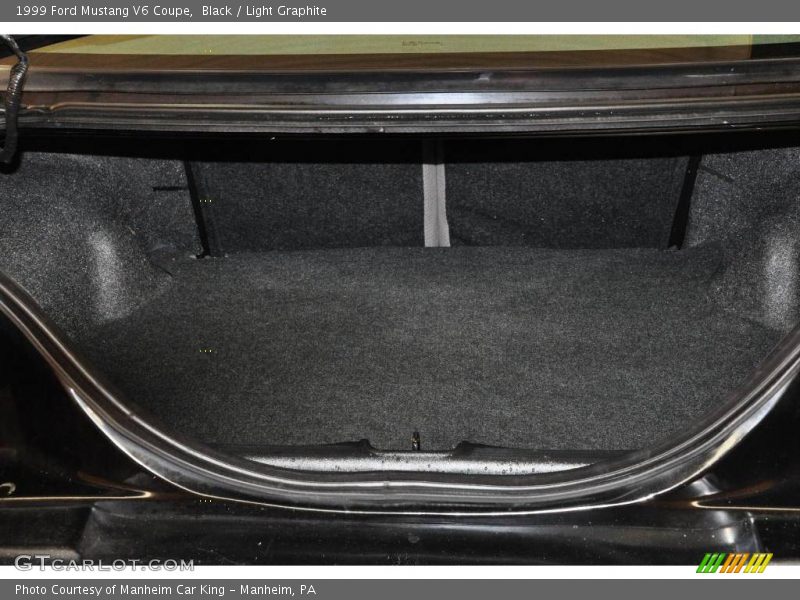 Black / Light Graphite 1999 Ford Mustang V6 Coupe