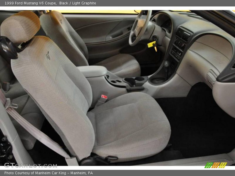 Black / Light Graphite 1999 Ford Mustang V6 Coupe